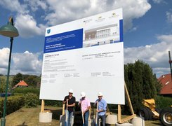 © St. Peter Das Bild zeigt den Spatenstich