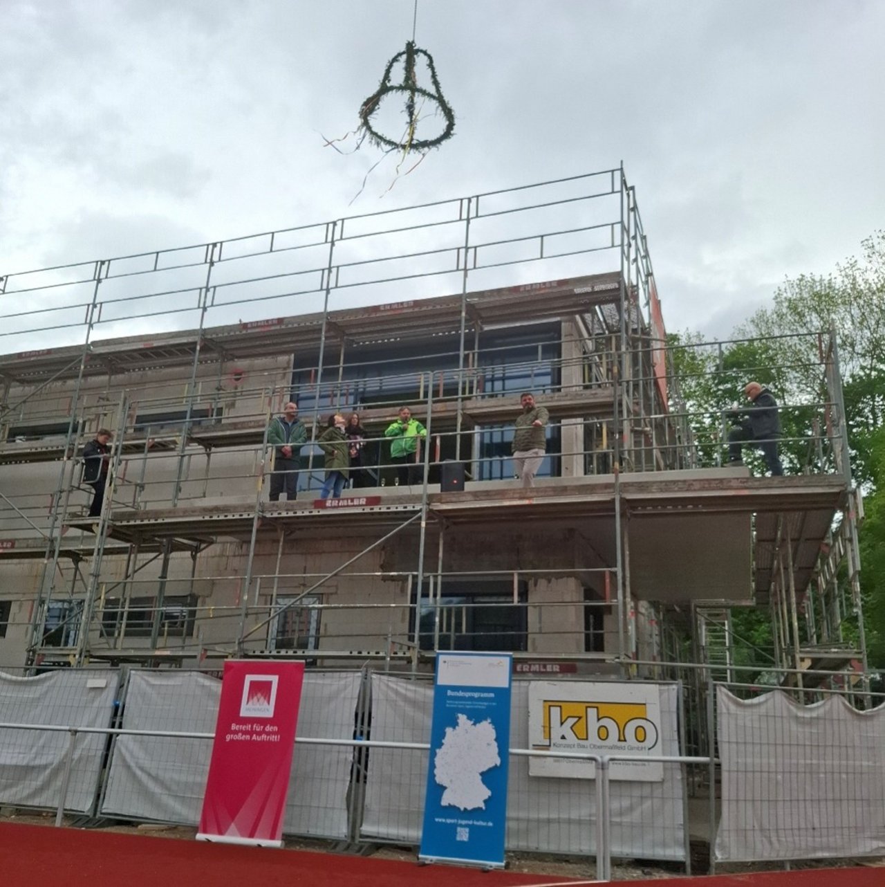 Quelle: Stadtverwaltung Meiningen Das Bild zeigt die Baustelle des Ersatzgebäudes.