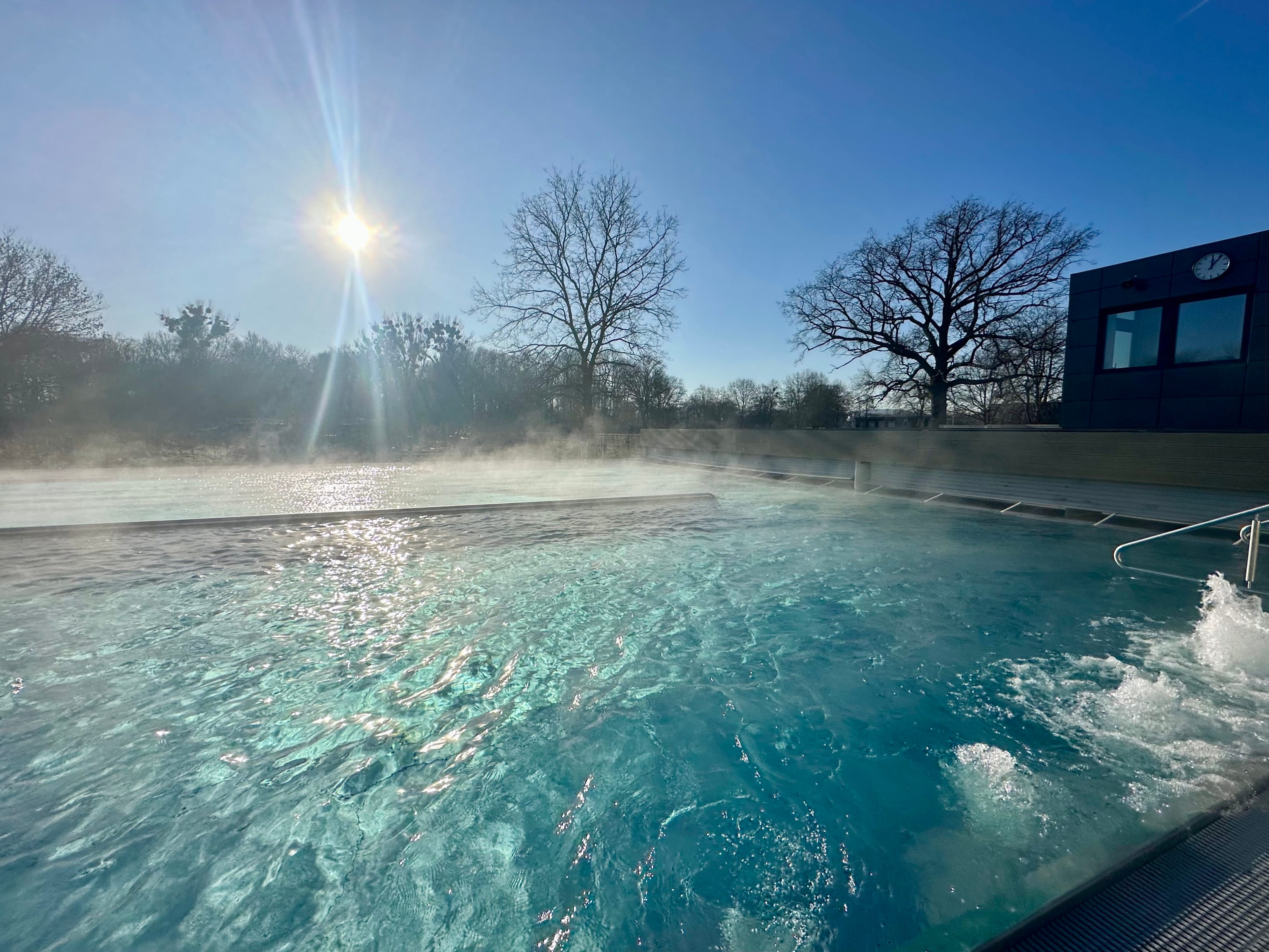 Bäder, Sport und Freizeit Salzgitter GmbH Finaler Stand des Ganzjahresbecken